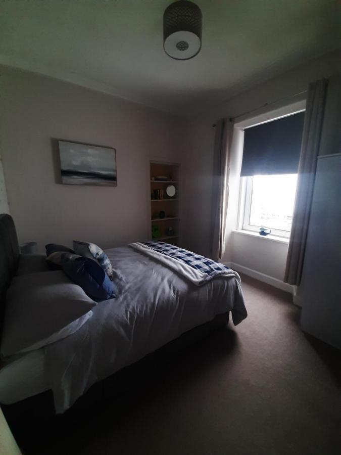 Stunning Riverside Town House With Views Ayrshire Girvan Exterior photo